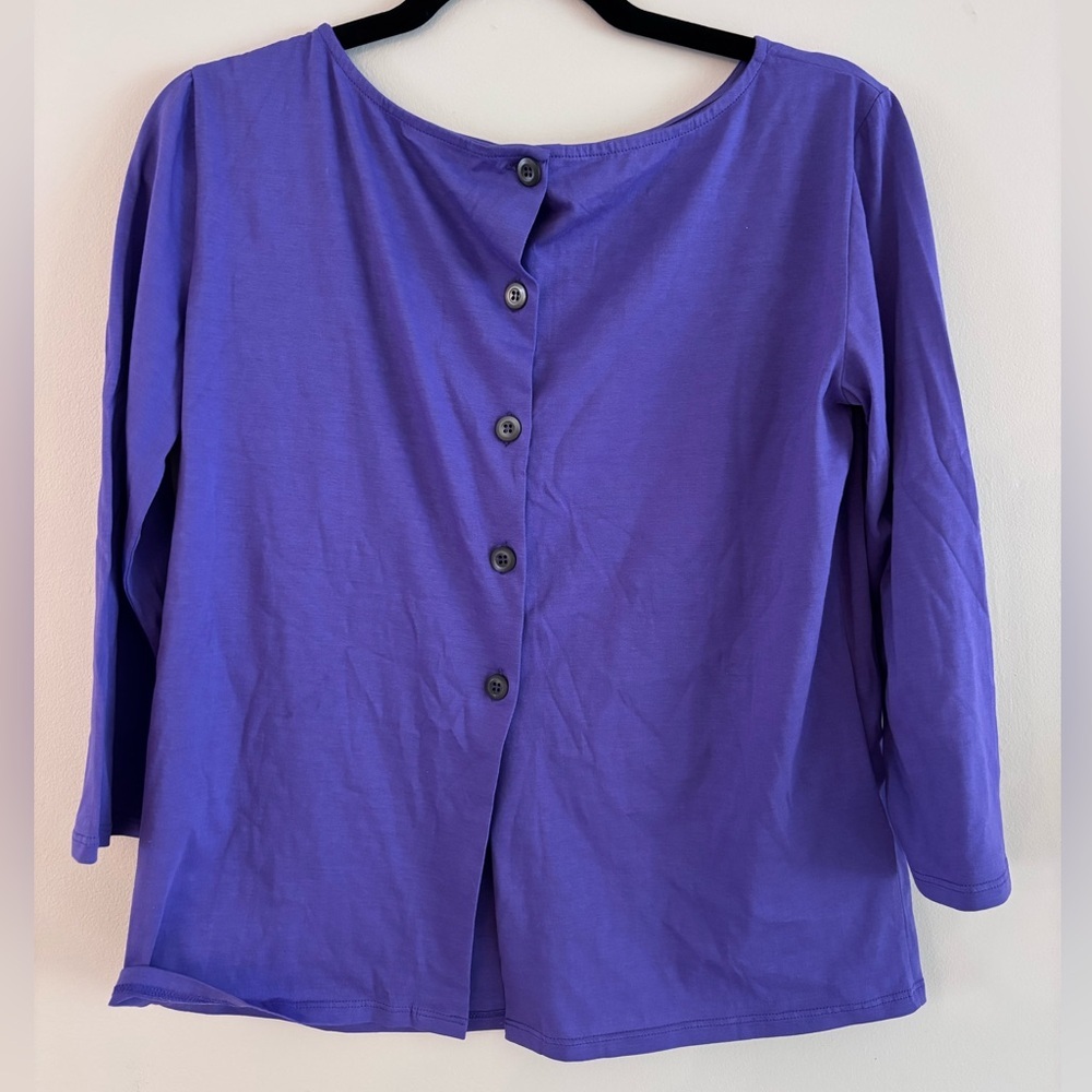 Prada Lavender Long-Sleeve Scoop Neck Top, Button Back, Size Small, 100% cotton - Picture 2 of 5